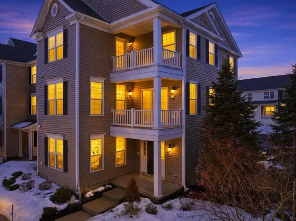 5 Moses Wheelock Ln #5, Westborough, MA 01581