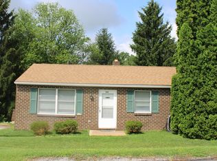 140 Park St, Seven Valleys, PA 17360