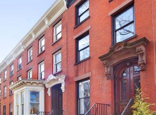 290 Clermont Ave, Brooklyn, NY 11205