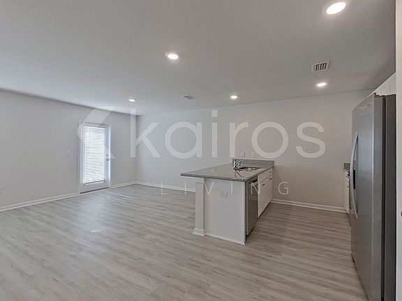 5th image of 4667 Malay Cir
