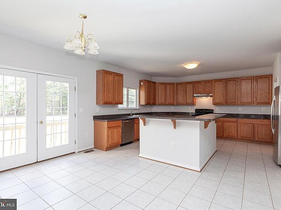 3rd image of 25836 Troy Ct