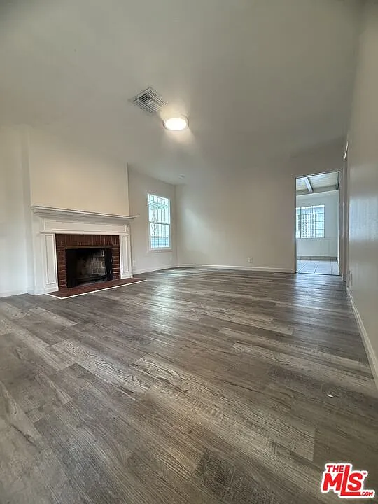 Building Photo - 12015 Riverside Dr