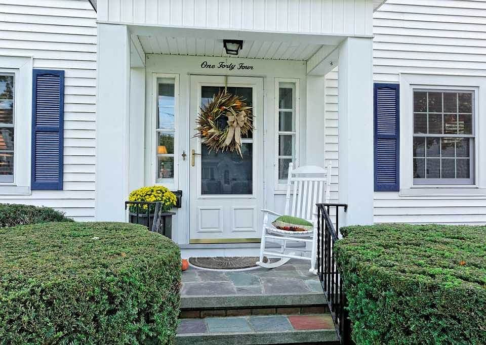 144 5th Ave, Gloversville, NY 12078 Zillow