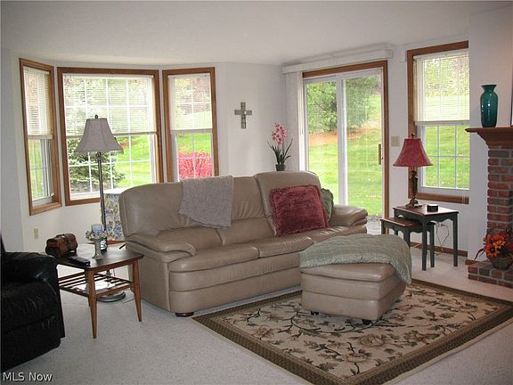 5th image of 18448 Woodhaven Dr