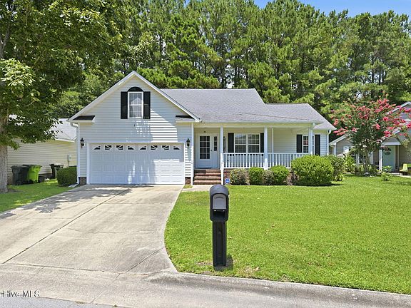 3rd image of 226 Monterey Circle