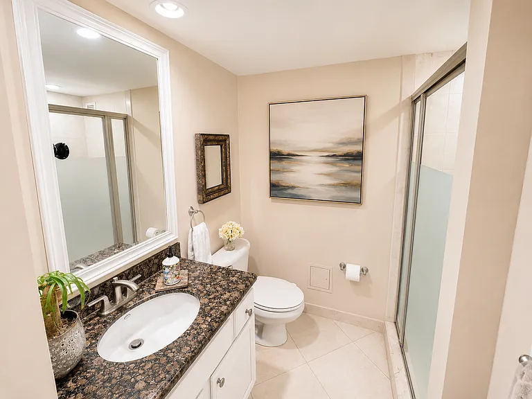 5600 Collins Ave #17U — Photo 15