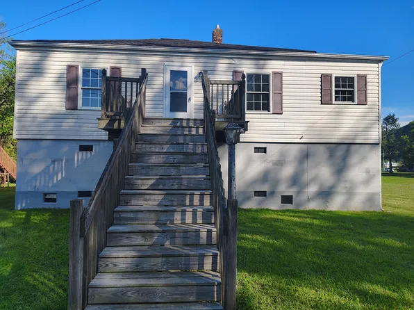 609 Fitzlee St, Glasgow, VA 24555