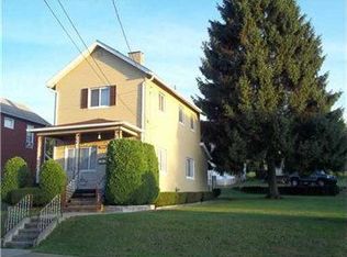 107 W Chartes St, New Castle, PA 16102