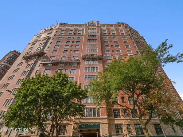 3800 N Lake Shore Dr #1B, Chicago, IL 60613