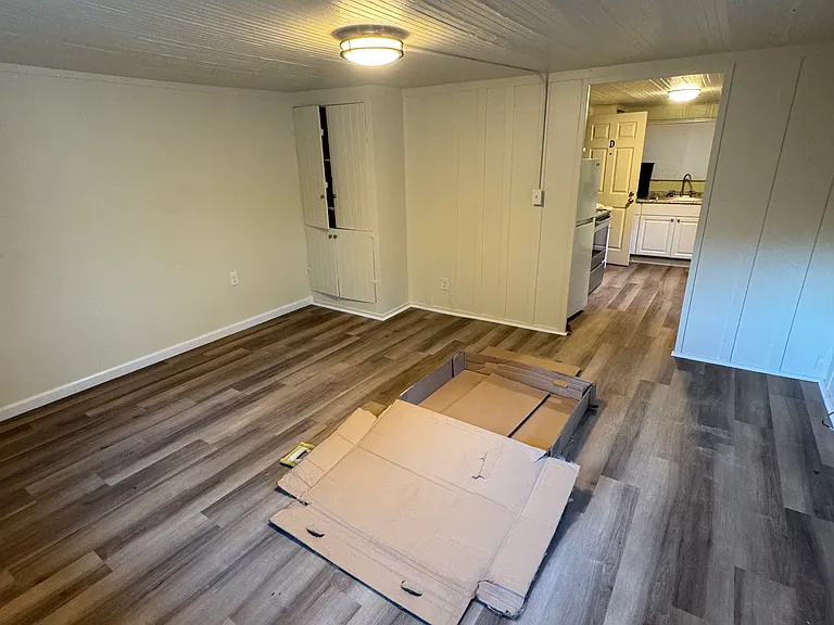 14615 River Rd #D — Photo 6