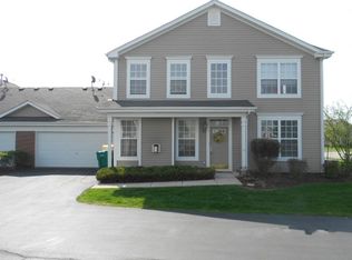 224 Belle Vue Ln, Sugar Grove, IL 60554