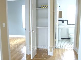 311 Domer Ave APT 202, Takoma Park, MD 20912