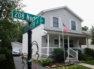 208 North Ave, Sycamore, IL 60178