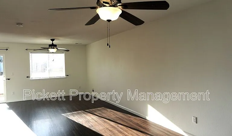 4855 Bowwood Cir NE — Photo 6