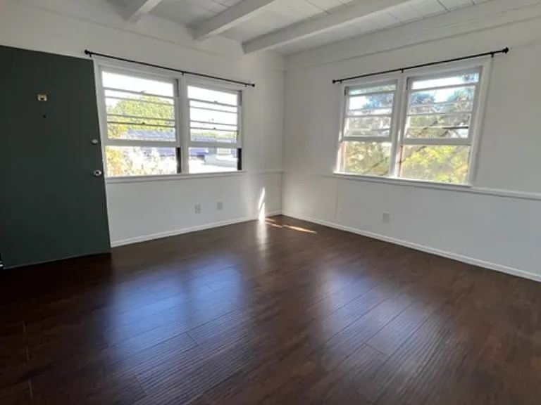 4221 Duquesne Ave — Photo 7