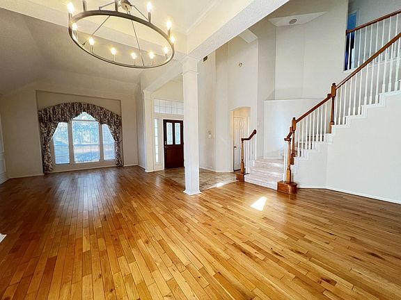 4th image of 1716 Amber Ln