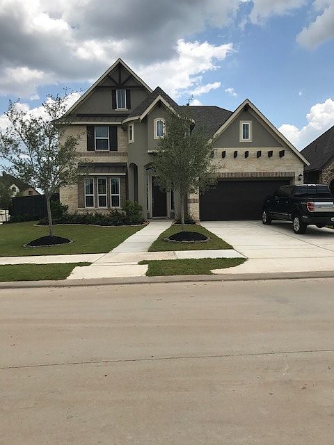 1st image of 811 Butterfly Garden Trl