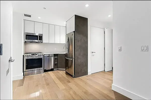 Rented by REAL New York | media 1