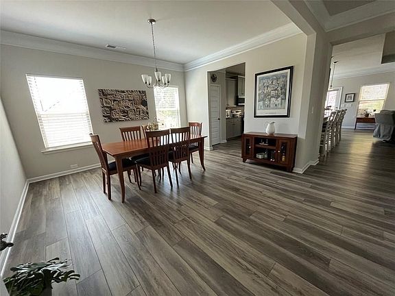 2nd image of 3271 Meadow Grass Dr