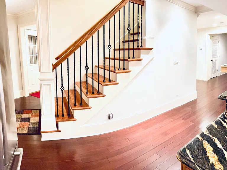 103 Century Park Pl — Photo 55