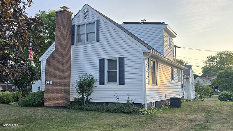 5th image of 26 Swayze Drive