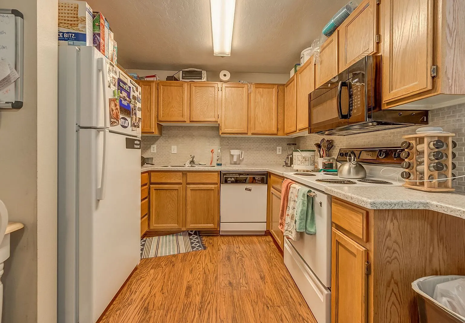 4 bed, 1245 sqft, $565 — Photo 2