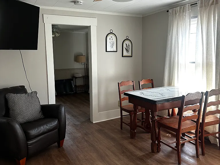 4 James Ave #2 — Photo 15