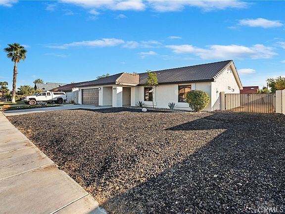 3rd image of 68135 Encinitas Rd