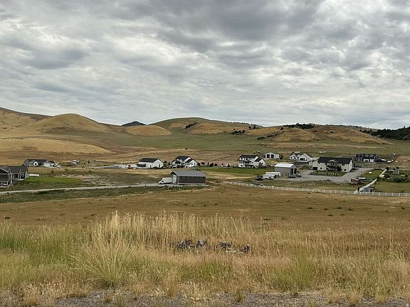 3rd image of 627 Fords Bend Rd
