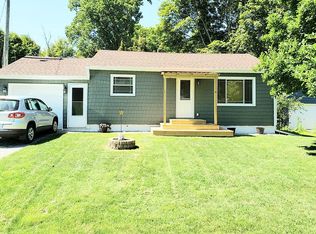 4936 Park Dr, Watervliet, MI 49098