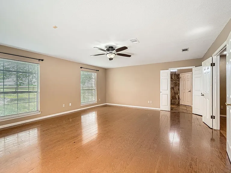 1850 County Road 105 — Photo 17