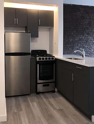 Rented by Kahen Properties | media 5