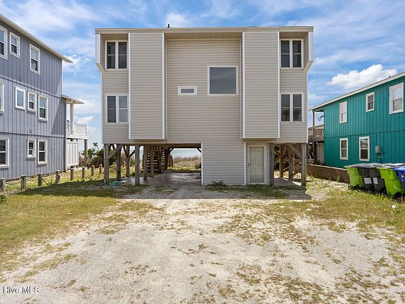 4th image of 3909 W Beach Drive