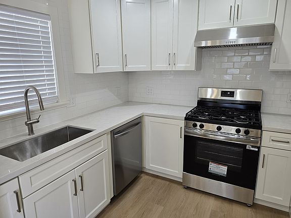 2nd image of 2421 Standard Ave