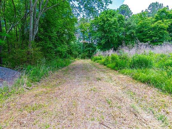 5th image of 23 Grassy Branch Rd