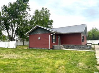 310 E Texas Ave, Sandoval, IL 62882