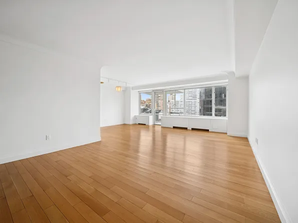 200 East 66th Street image 1 of 7