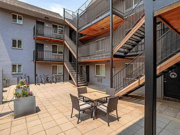 Pearl Apartments — Photo 26