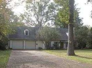 155 Montbrook Dr, Jackson, MS 39206