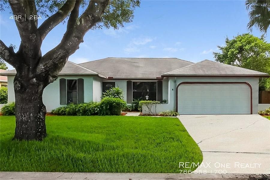 1st image of 10992 NW 21st St
