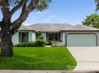 10992 NW 21st St, Coral Springs, FL 33071