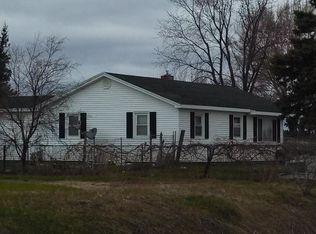 3129 N Eight Mile Rd, Pinconning, MI 48650
