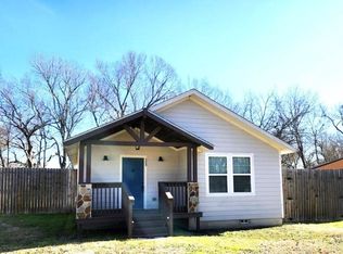 308 Spring Valley Cir, Azle, TX 76020