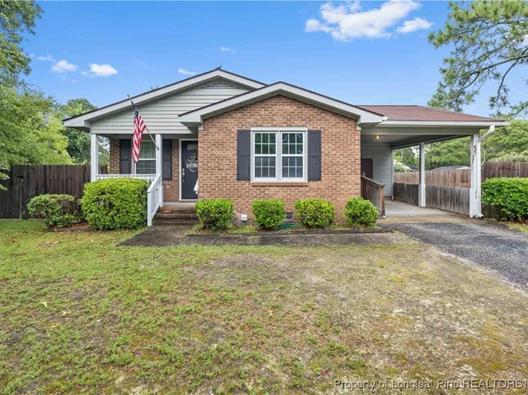816 Algood Ave, Hope Mills, NC 28348