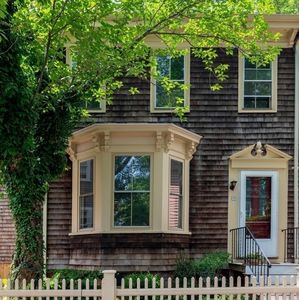 24 Foster St, Cambridge, MA, 02138