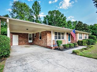 2920 Dunn Rd, Eastover, NC 28312