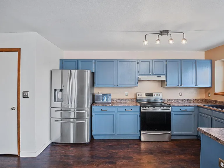 5055 Galileo Dr — Photo 5