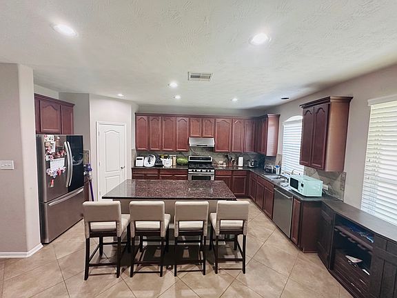5th image of 24503 Carlton Springs Ln