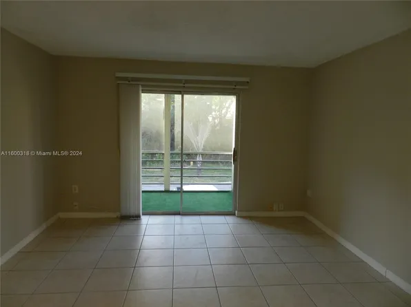 4334 NW 9th Ave, Pompano Beach, FL