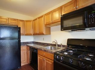 131 Harbor Ave APT 3, Norwalk, CT 06850